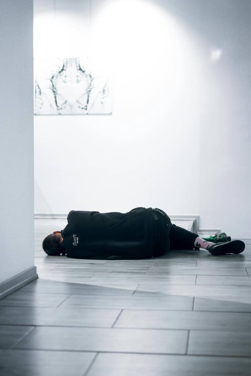 Ilustrasi pria tidur