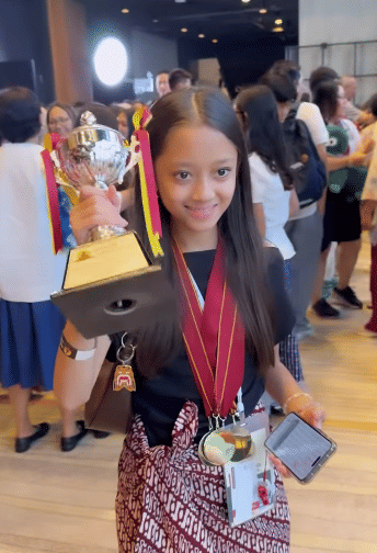 anak Ririn Dwi Ariyanti menang lomba debat internasional