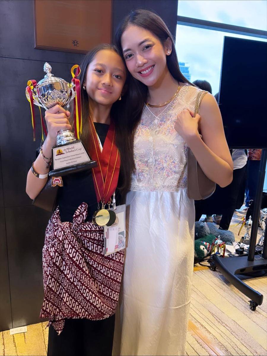 anak Ririn Dwi Ariyanti menang lomba debat internasional