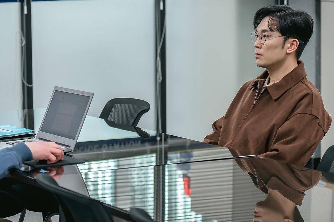 still cuts drama Ms. Incognito