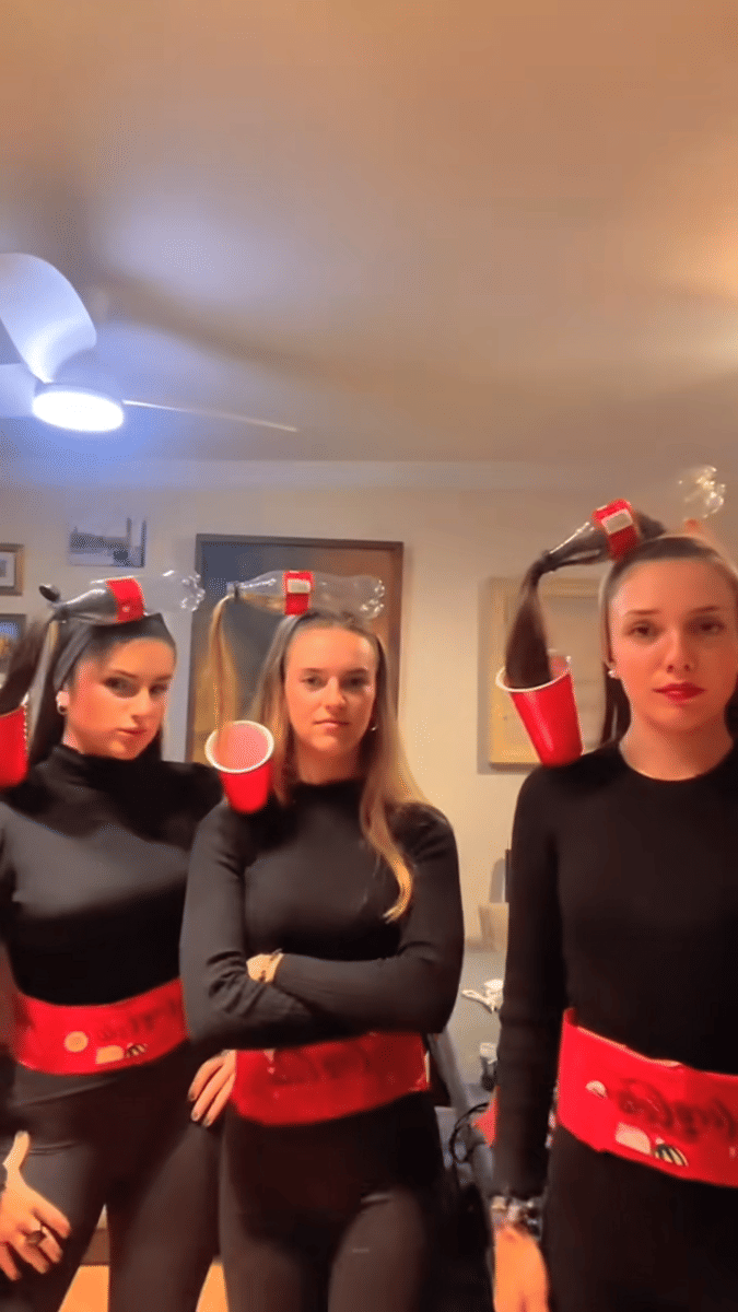 kostum Halloween terkocak 2025
