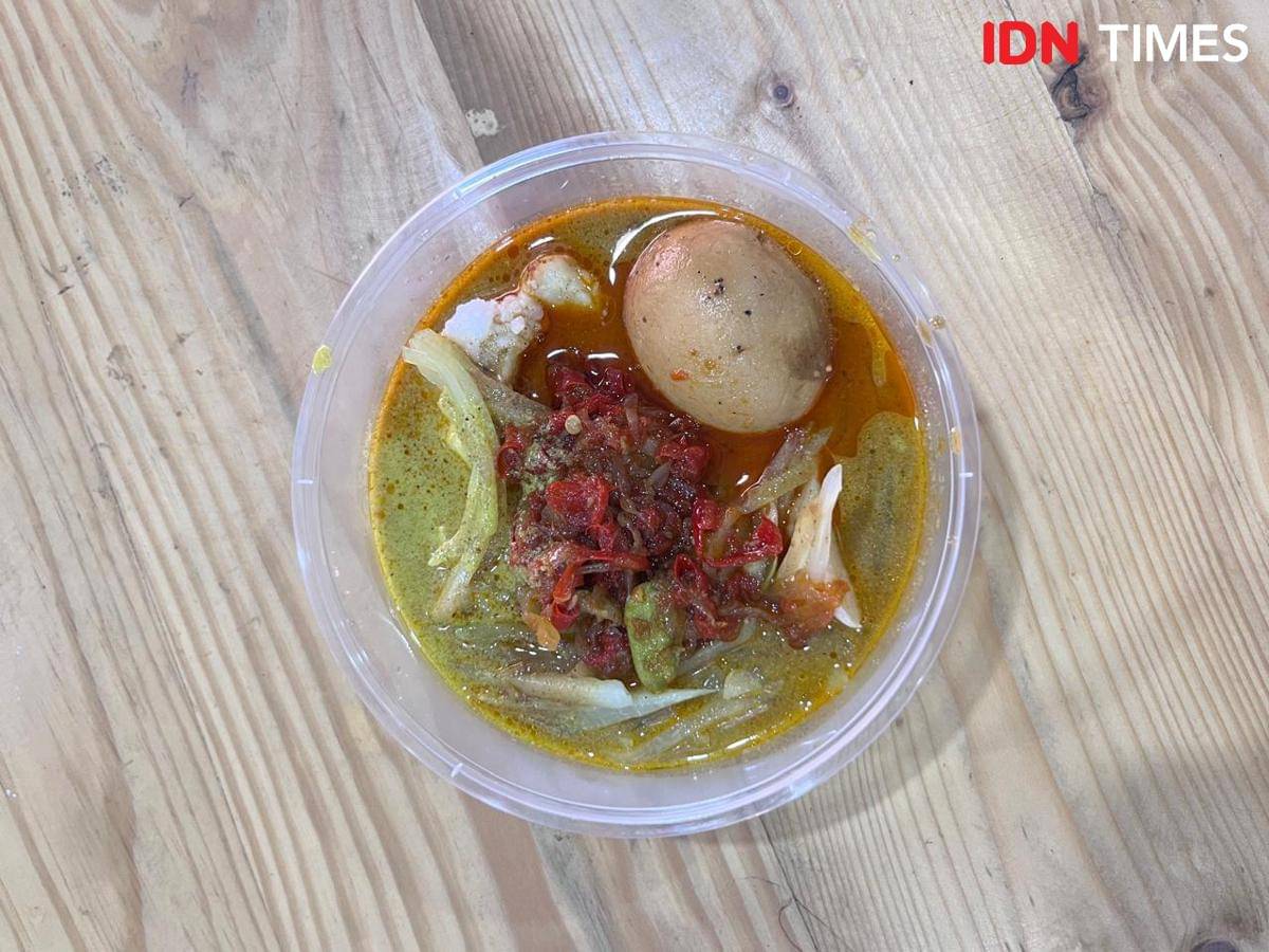 Potret lontong cap gomeh