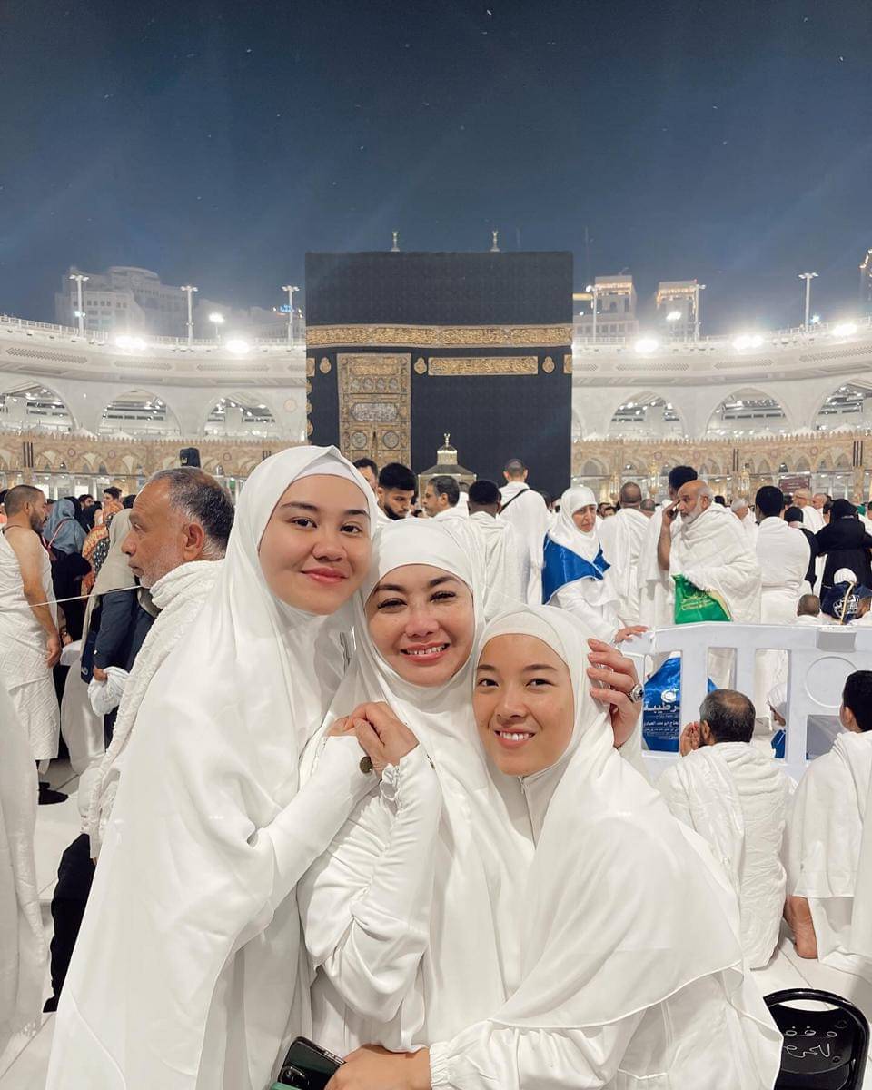 Kedekatan Aaliyah Massaid dan Kakak Angkatnya (instagram.com/babymamesaa)