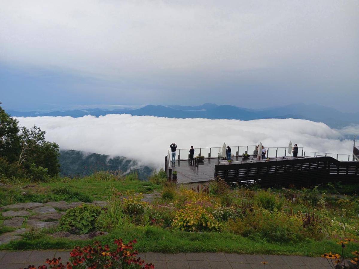 SORA Terrace, Ryuo Mountain Park, Jepang (instagram.com/soraterrace_ryuooski) 