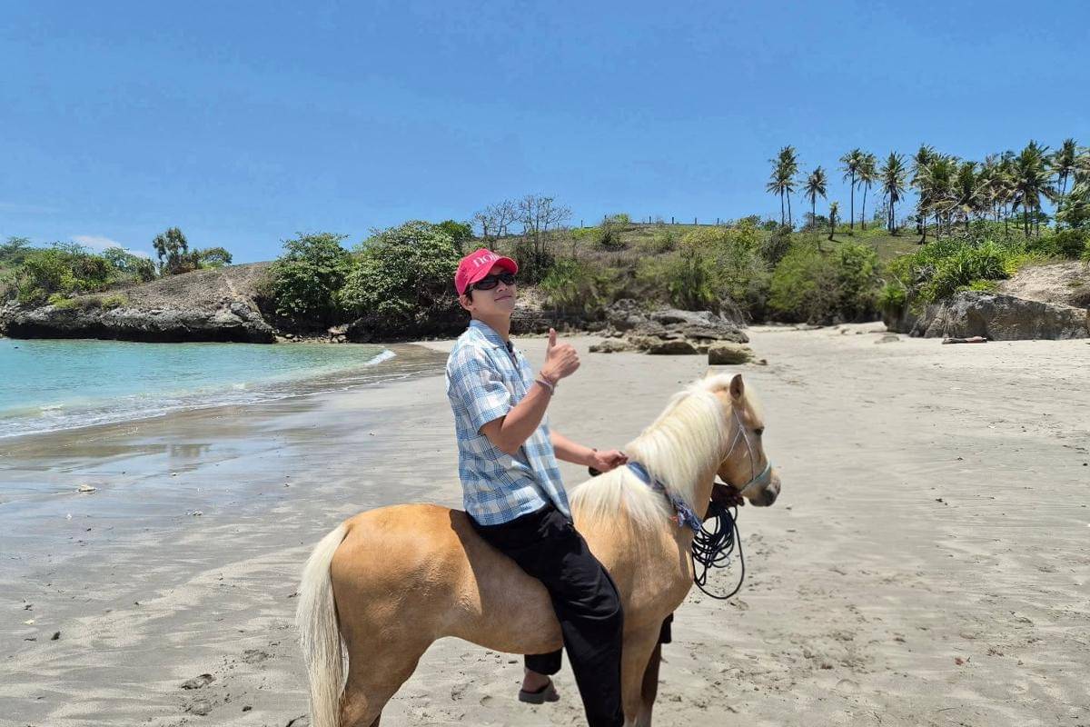 Ji Chang Wook liburan bareng artis Indonesia