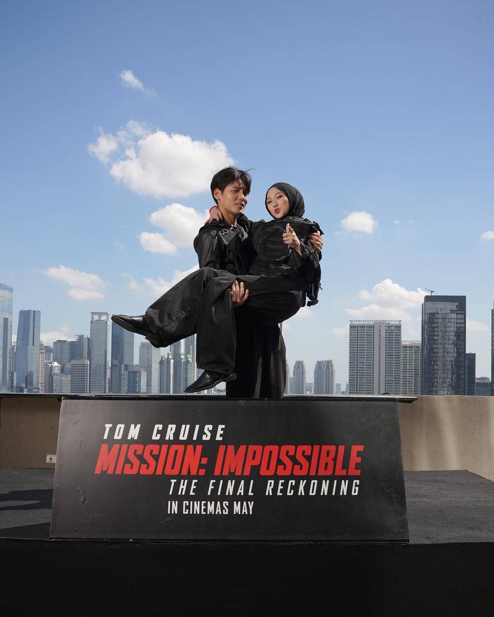 potret mesra Julia Prastini dan Na Daehoon