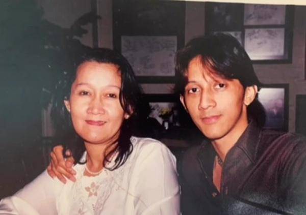 Kedekatan Andre Taulany dan Ibunda (instagram.com/andreastaulany)