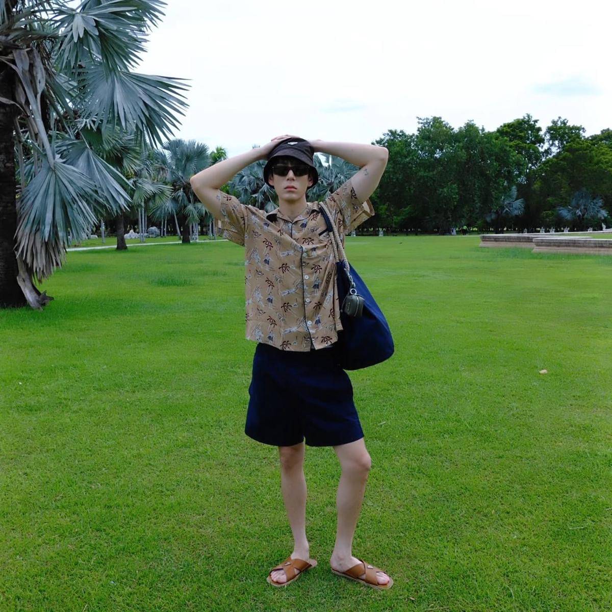 OOTD Liburan ala JJ Krissanapoom