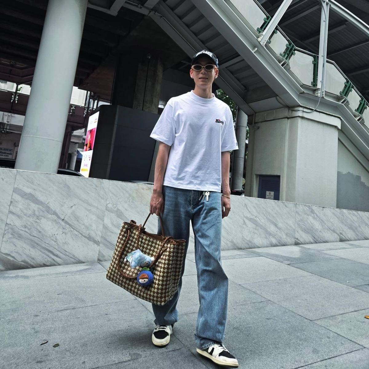 OOTD Liburan ala JJ Krissanapoom