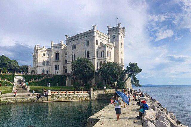 potret Castello di Miramare, Trieste, Italia
