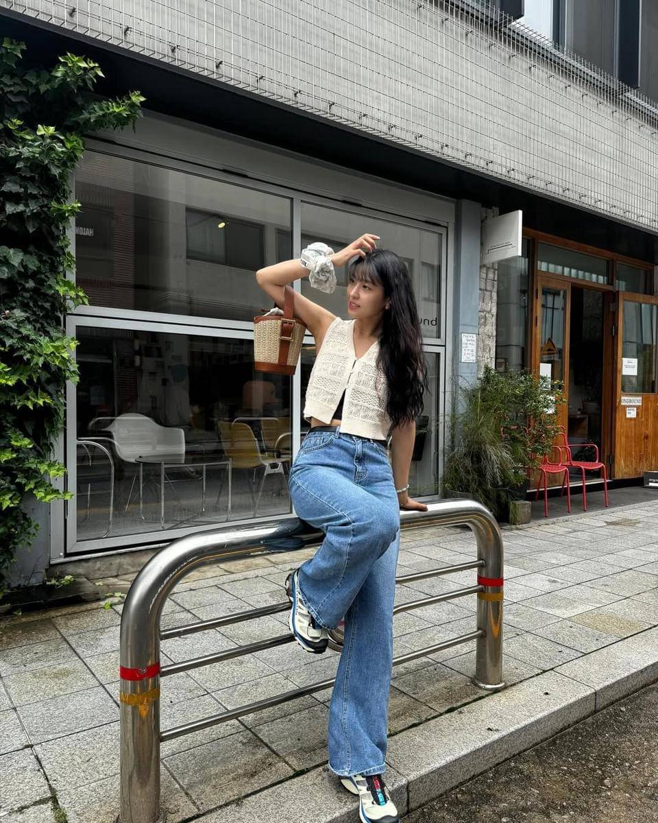 Outfit Kim Seol Hyun