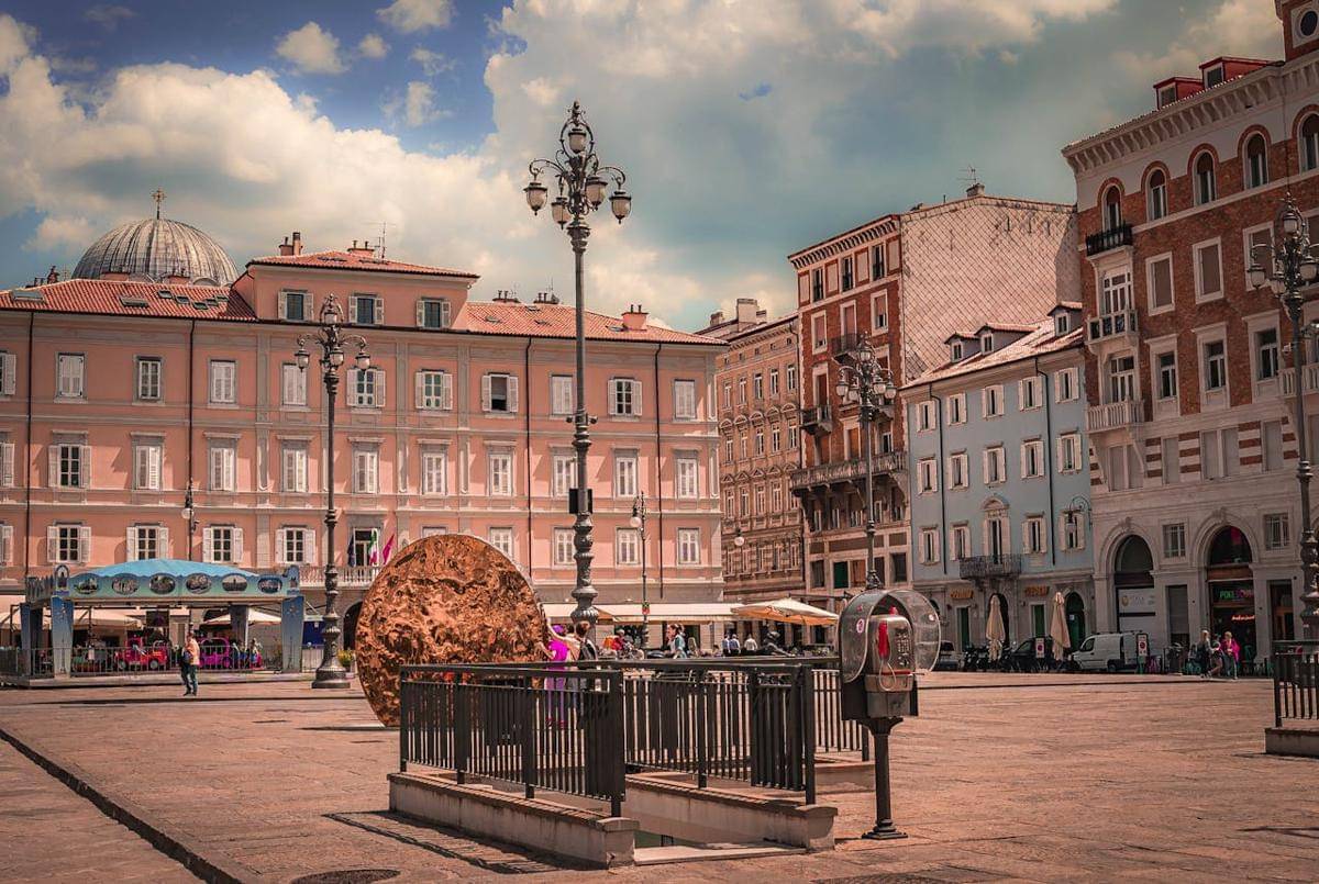 potret Kota Trieste, Italia