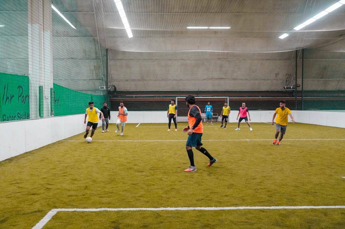 ilustrasi lapangan futsal