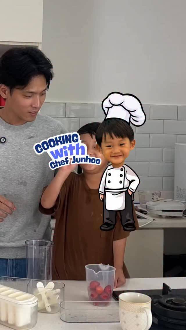 potret kedekatan Na Daehoon dan ketiga anaknya