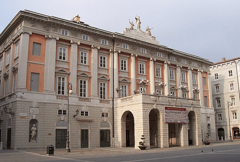 potret Teatro Verdi, Trieste, Italia