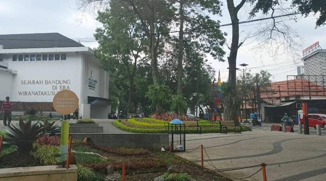 Taman Balai Kota Bandung (google.com/maps/Han Novianto)