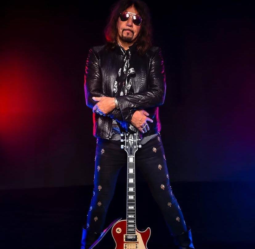 potret Ace Frehley