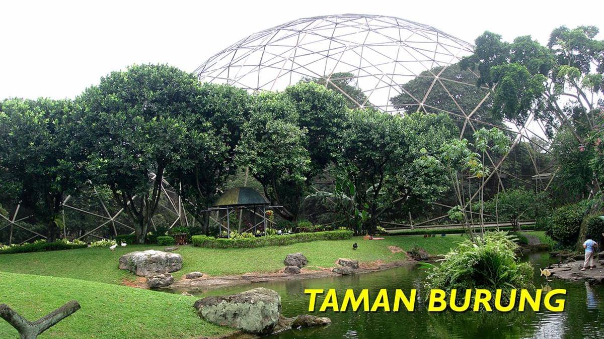 Taman Burung TMII tempat wisata di Jakarta