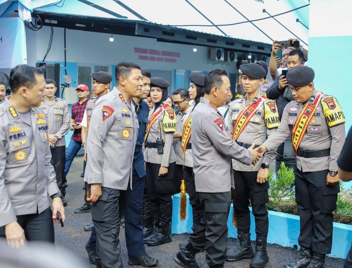 Kapolri Jendral Pol Listyo Sigit Prabowo menghadiri groundbreaking 27 unit Satuan Pelayanan Pemenuhan Gizi (SPPG) sekaligus peresmian operasional 32 SPPG Polda Jateng