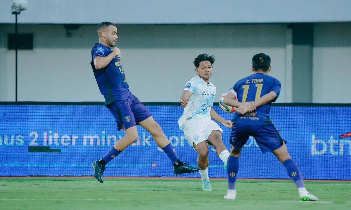 PSIM Yogyakarta harus mengakui keunggulan Persita saat bertandang ke Stadion Indomilk Arena, Tangerang, Jumat (17/10/2025).