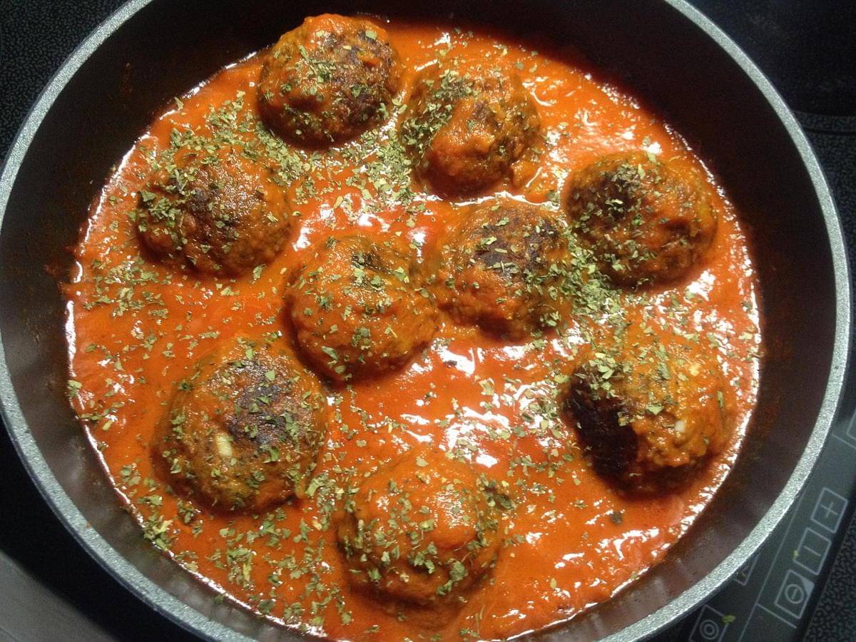 ilustrasi saus kofta