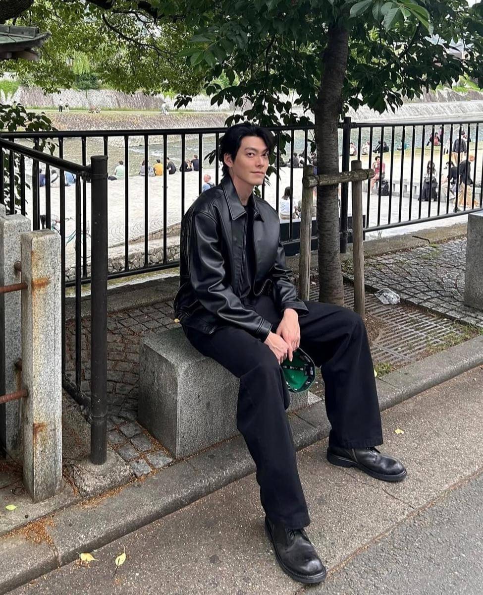 OOTD smart casual Kim Woo Bin.