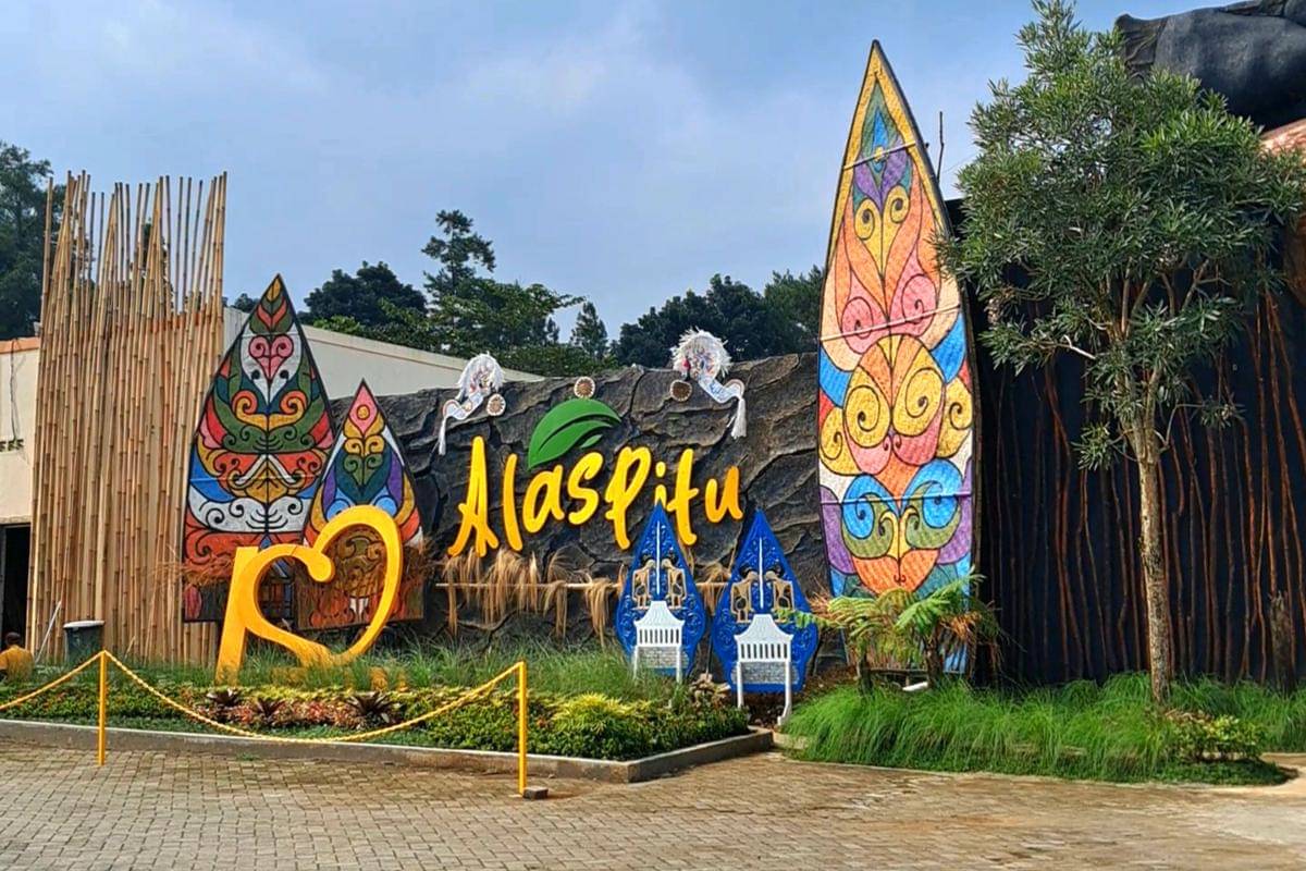 Pintu masuk Alas Pitu