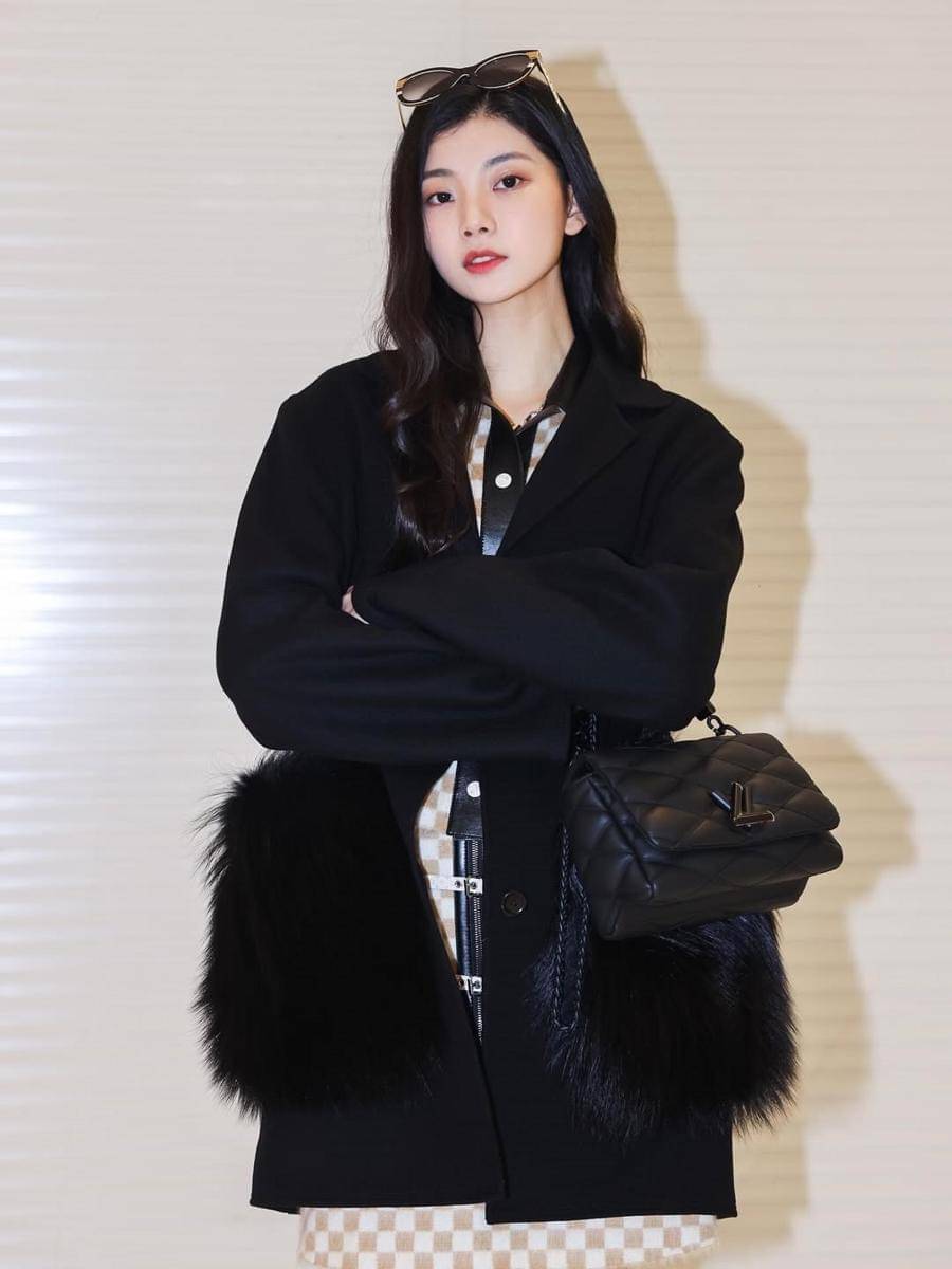 potret Zhao Na, Miss Universe China 2025