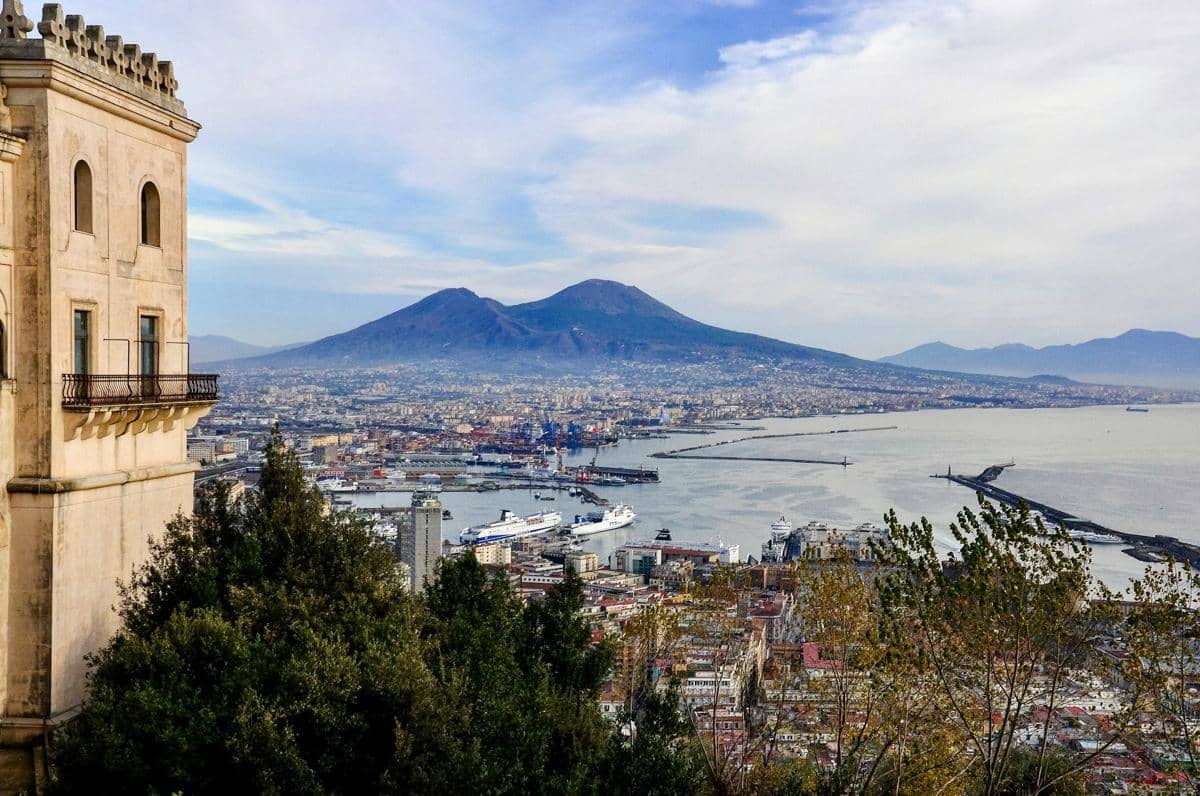 potret Gunung Vesuvius, Napoli, Italia