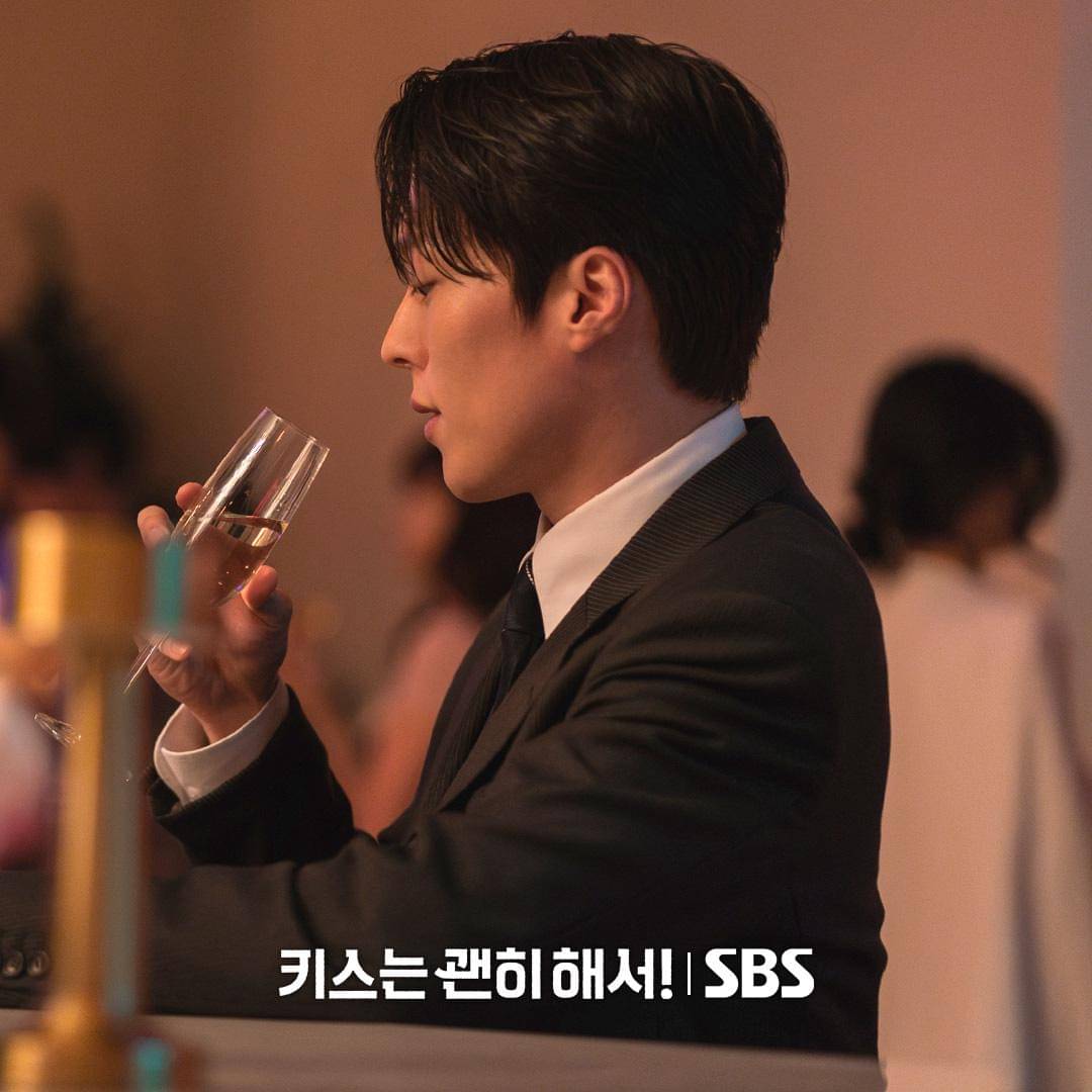 Still cut Dynamite Kiss
