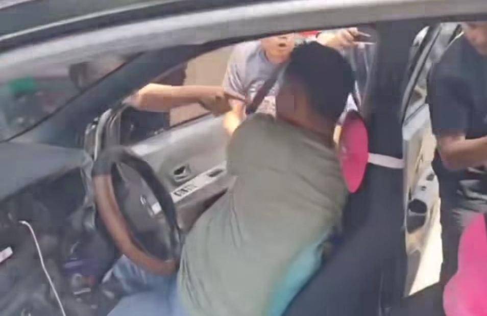 Penangkapan kurir narkoba di Babat Toman beberapa waktu lalu. (Dok. Polres Muba)