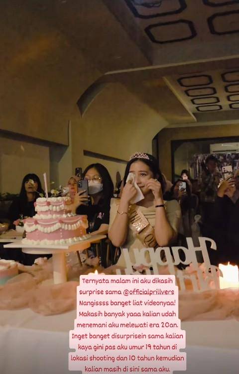 Ulang Tahun ke-29 Prilly Latuconsina dari Fans (instagram.com/prillylatuconsina96)