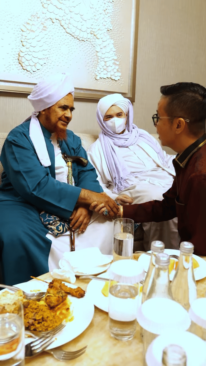 artis bertemu Habib Umar