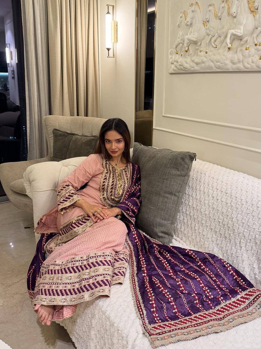 Anushka Sen