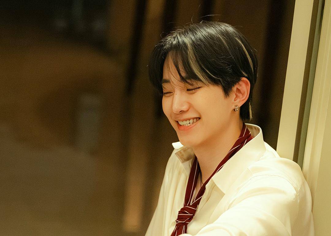 still cut drama Korea Typhoon Family