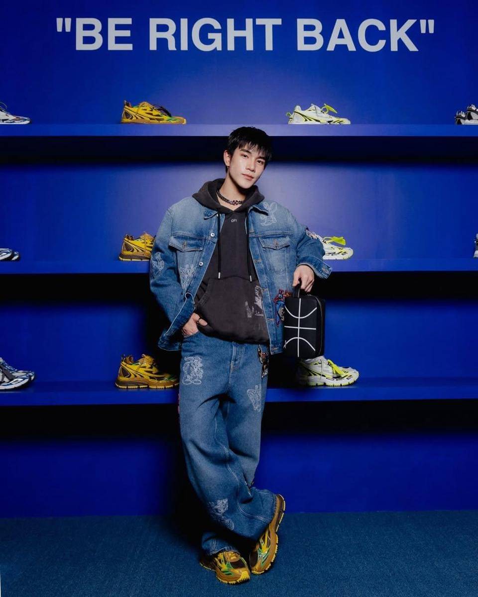 OOTD pakai denim on denim ala Fourth Nattawat