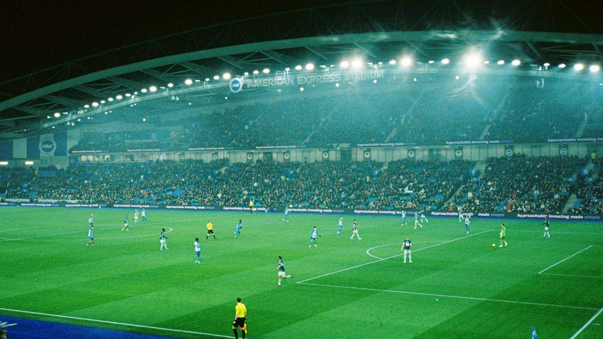 ilustrasi stadion Brighton & Hove Albion