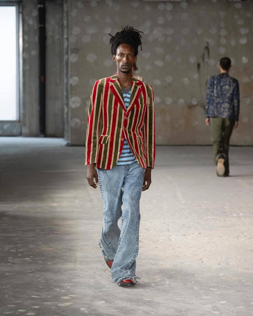 Koleksi Junya Watanabe S/S '26 di Paris Fashion Week Menswear