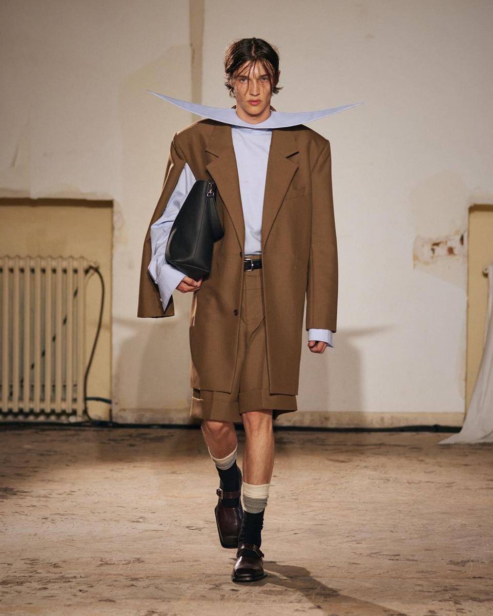 Koleksi Egonlab S/S '26 di Paris Fashion Week