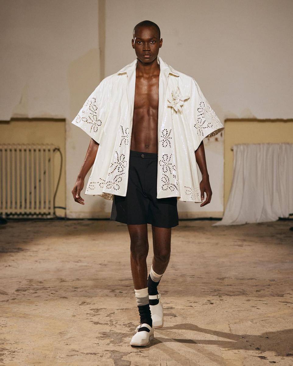 Koleksi Egonlab S/S '26 di Paris Fashion Week
