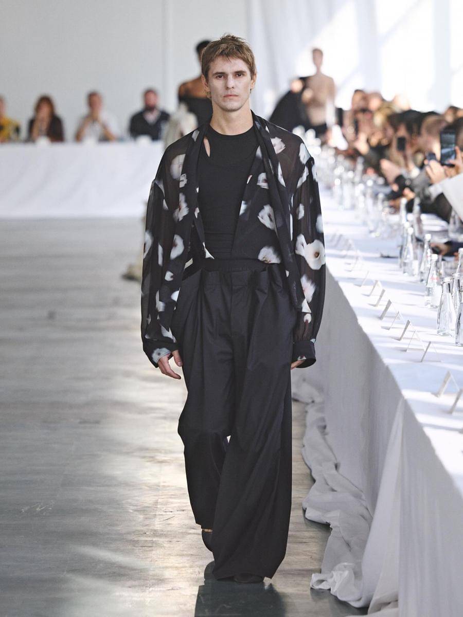 Koleksi Alain Paul S/S '26 di Paris Fashion Week