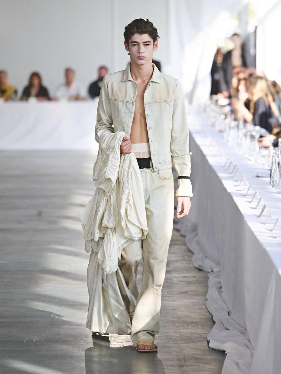 Koleksi Alain Paul S/S '26 di Paris Fashion Week