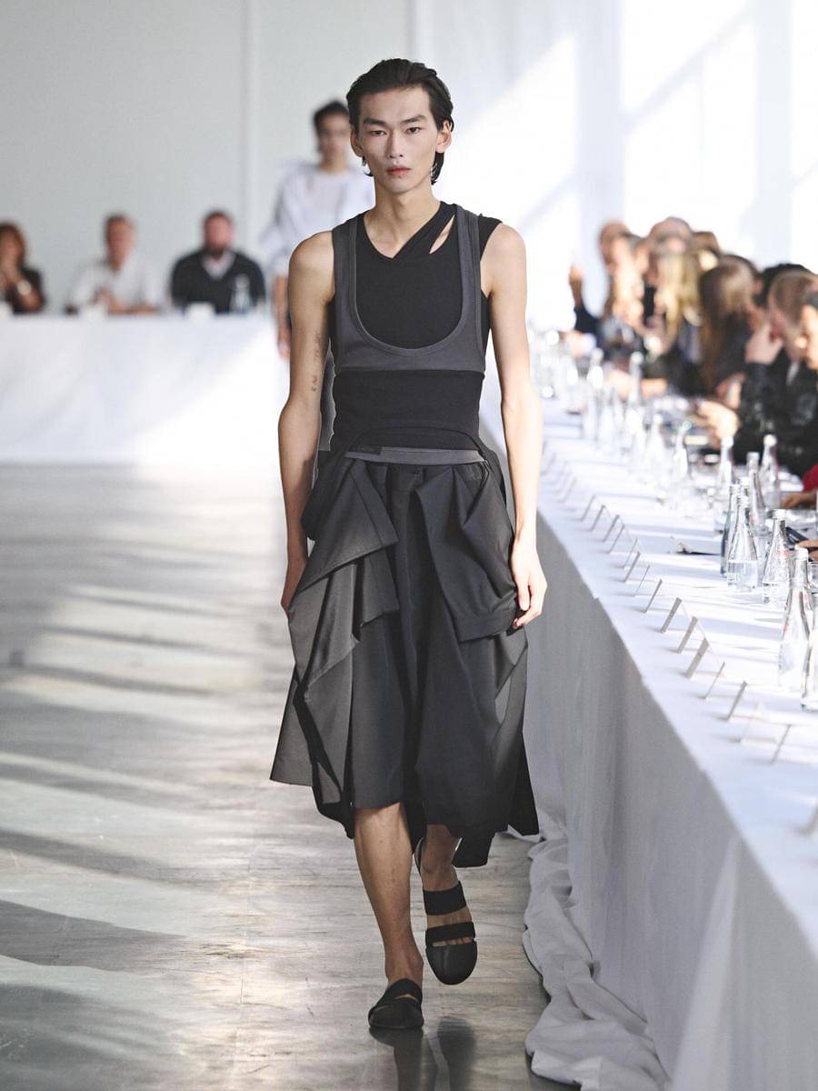 Koleksi Alain Paul S/S '26 di Paris Fashion Week