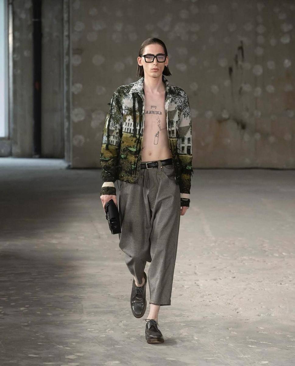Koleksi Junya Watanabe S/S '26 di Paris Fashion Week Menswear
