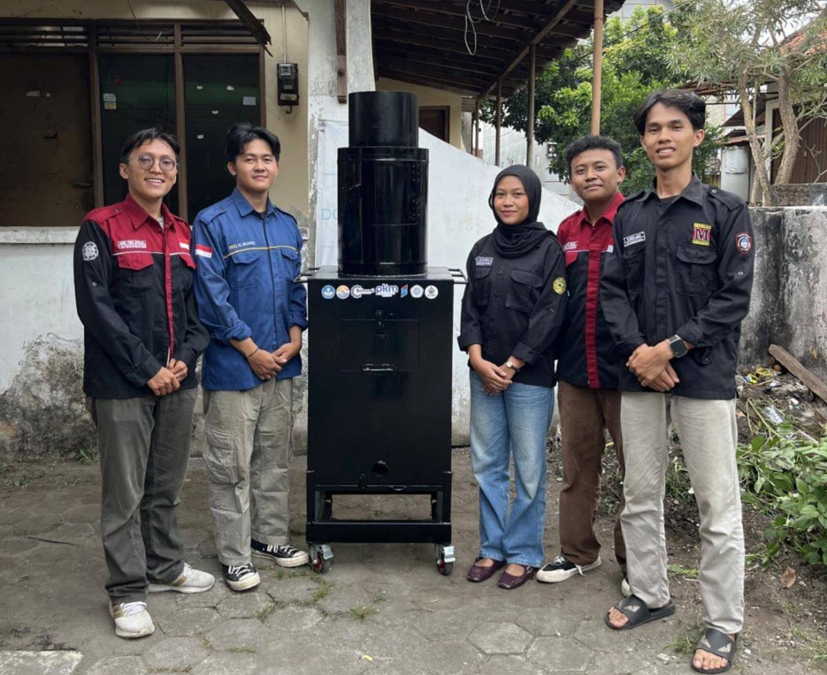 Gelora, alat pembakar sampah portabel skala rumah tangga inovasi mahasiswa UGM
