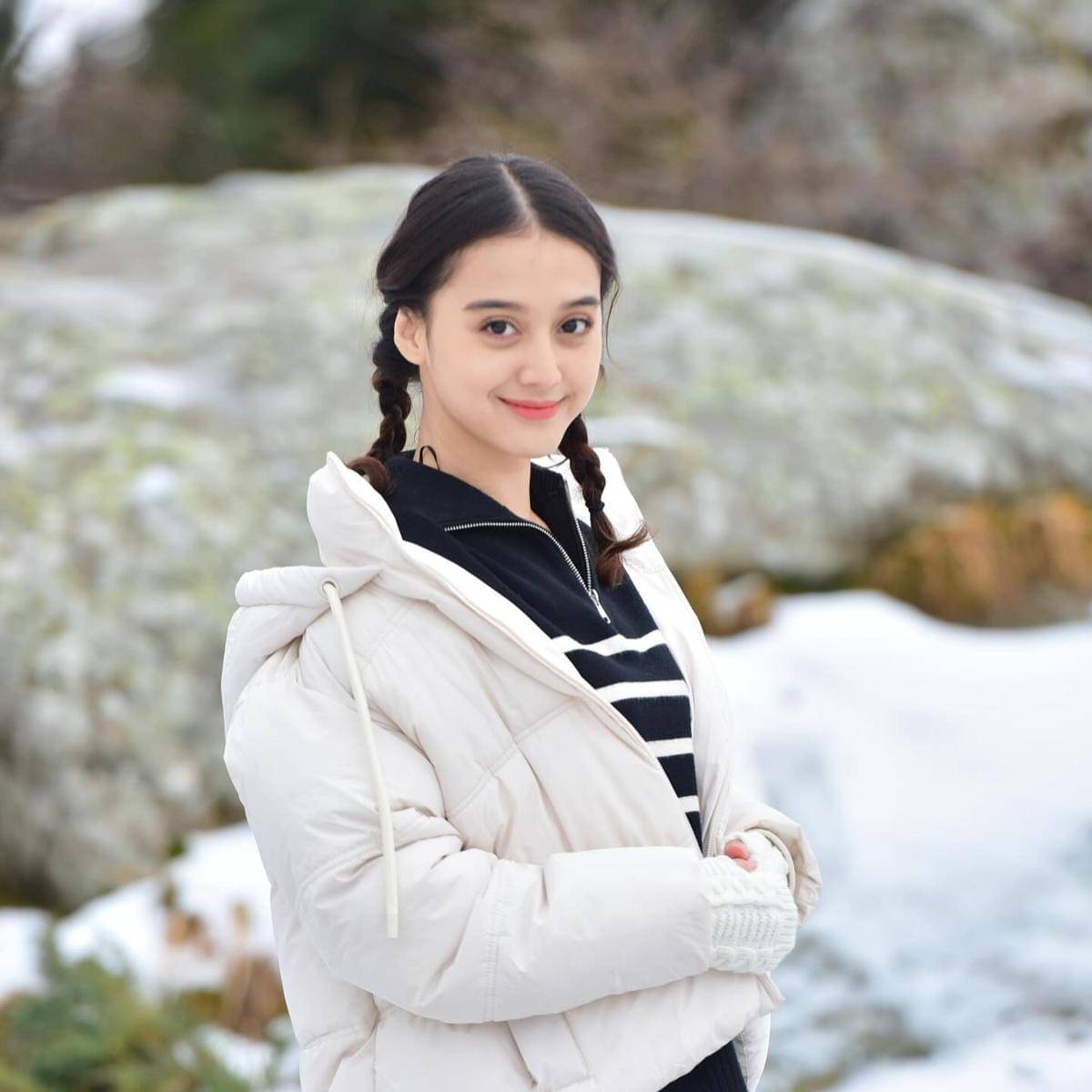 Esta Pramanita pemeran Aluna di sinetron Cinta Sedalam Rindu