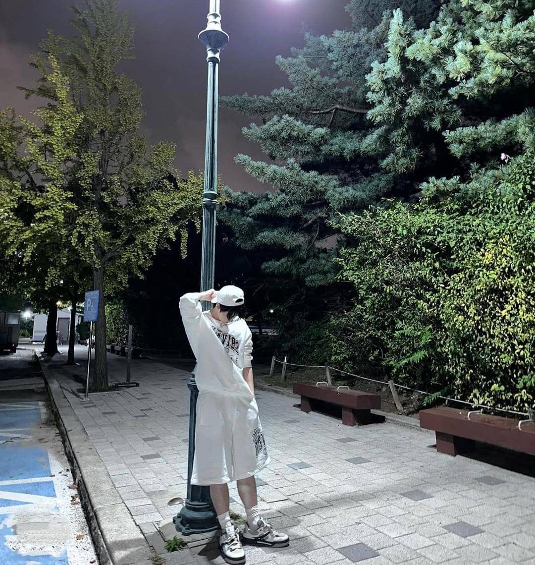 OOTD ala Doyoung NCT.