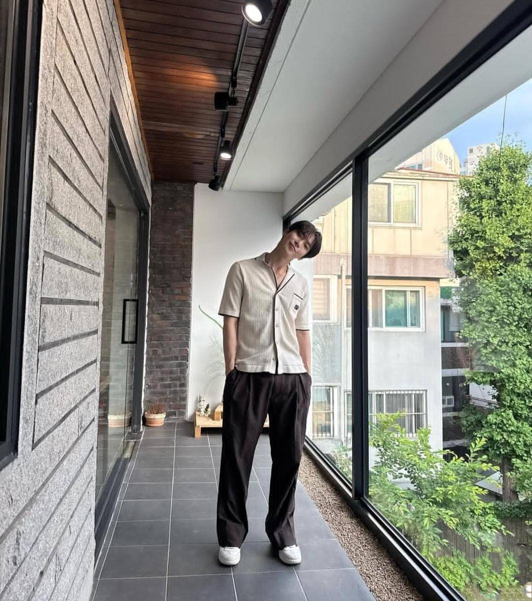 OOTD ala Doyoung NCT.