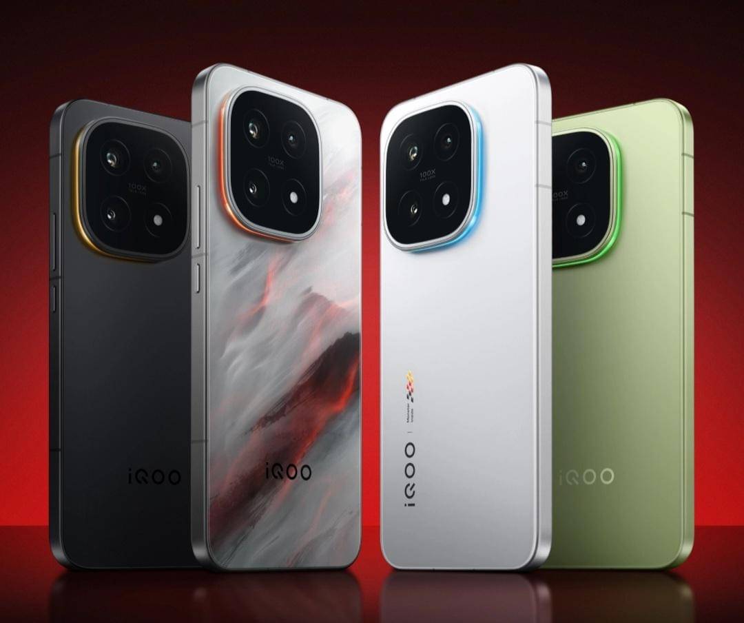 empat opsi warna iQOO 15