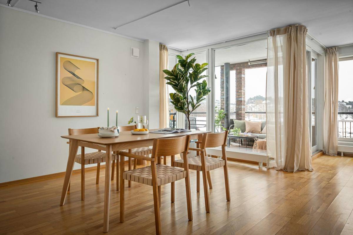 ilustrasi ruang makan minimalis